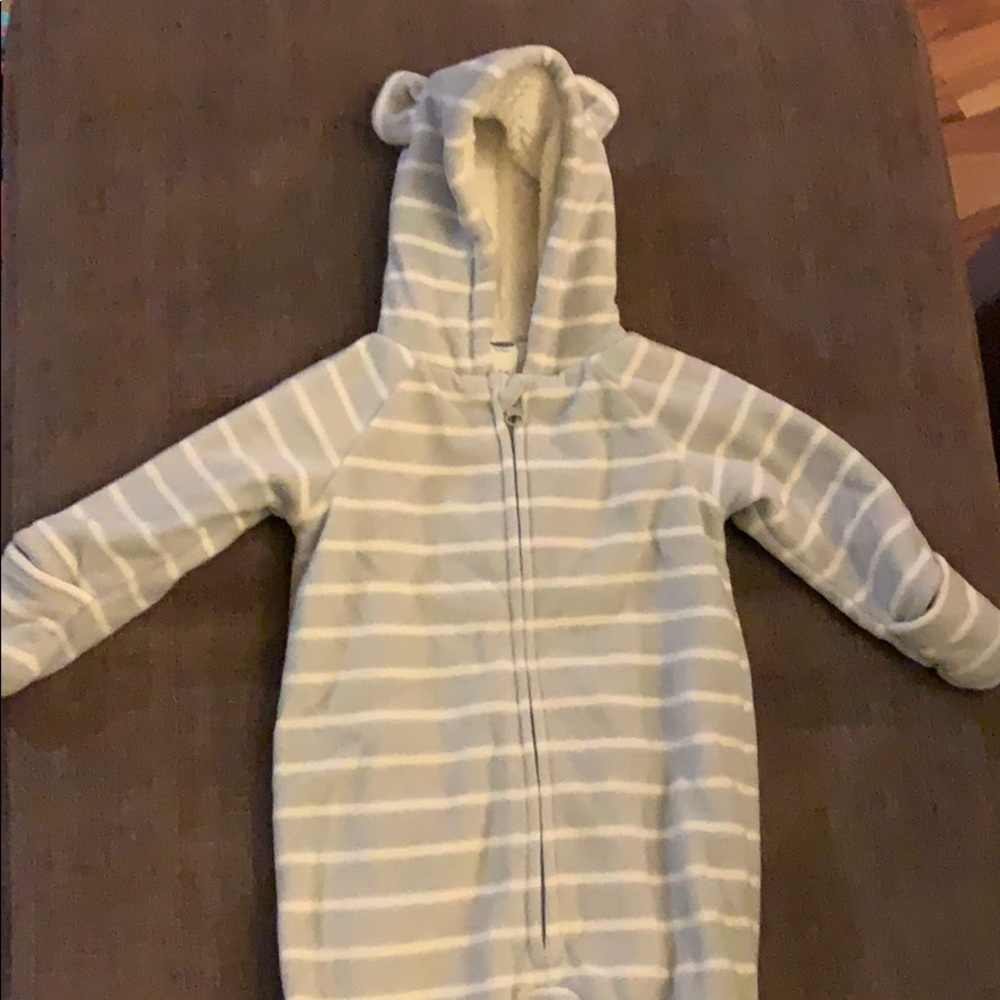 Old Navy Fleece snowsuit